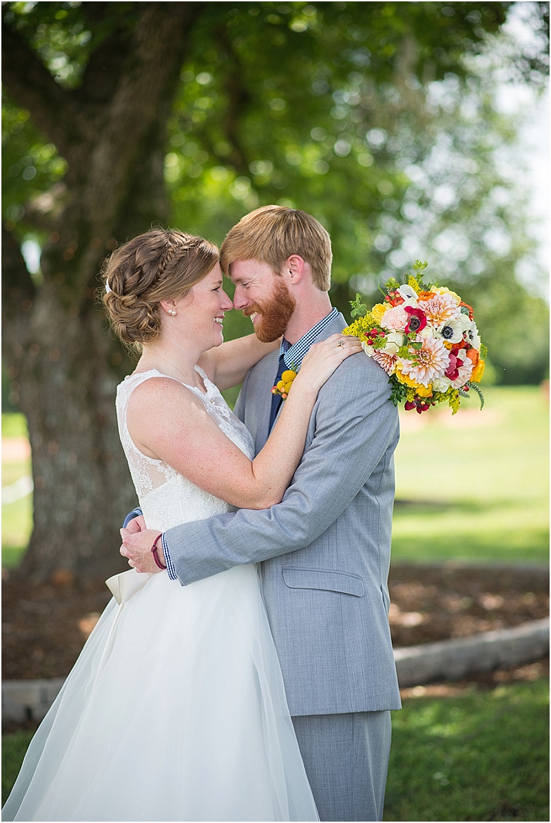 White Crest Farm southern wedding | Photography by Laura Barnes Photo