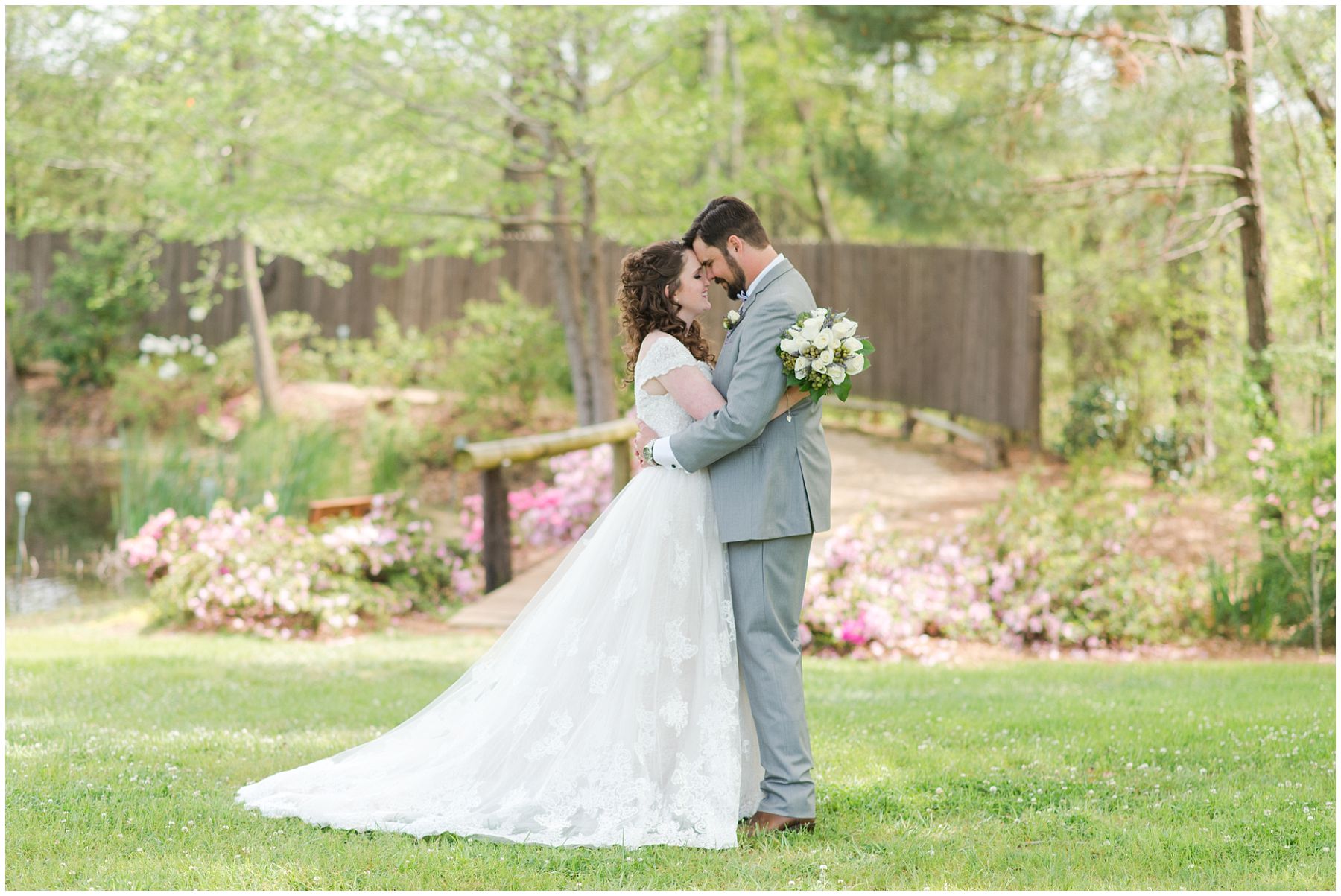 Sweet Meadow Farm Wedding, Lari & Austin, Tallapoosa, Georgia - Laura  Barnes Photo