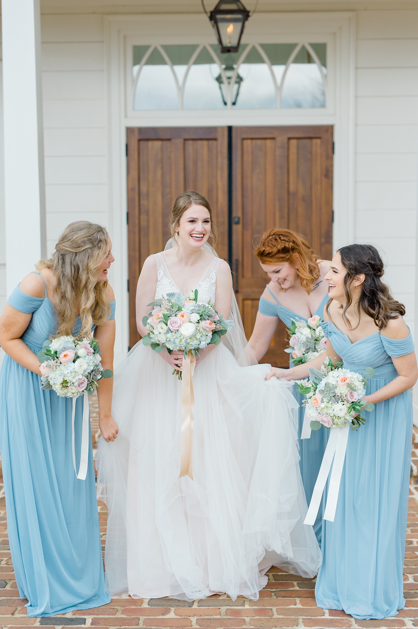 Old Town Columbus Wedding - By Laura Barnes Photo